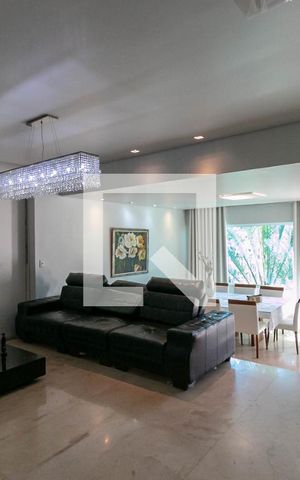 Casa à venda com 300m², 5 quartos e 4 vagas Casa à venda com 300m², 5 quartos e 4 vagasSala 2
