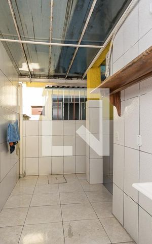 Casa à venda com 190m², 4 quartos e 4 vagas Casa à venda com 190m², 4 quartos e 4 vagasÁrea de Serviço