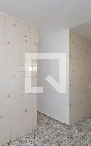 Casa à venda com 190m², 4 quartos e 4 vagas Casa à venda com 190m², 4 quartos e 4 vagasCozinha