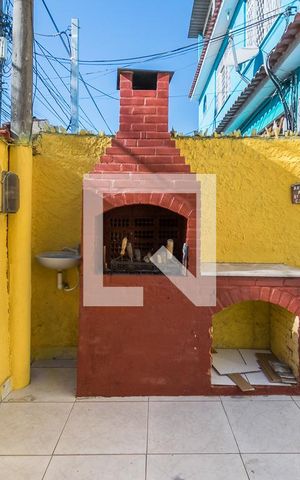 Casa à venda com 190m², 4 quartos e 4 vagas Casa à venda com 190m², 4 quartos e 4 vagasVaranda gourmet - Churrasqueira