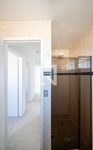 Apartamento à venda com 70m², 2 quartos e 2 vagas Apartamento à venda com 70m², 2 quartos e 2 vagasBanheiro Social