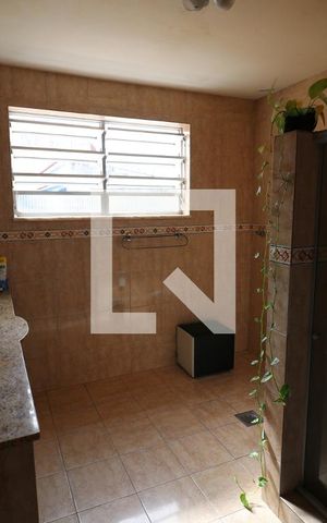 Casa à venda com 360m², 5 quartos e 3 vagasBanheiro Social 1