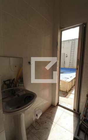 Casa à venda com 360m², 5 quartos e 3 vagasBanheiro da academia