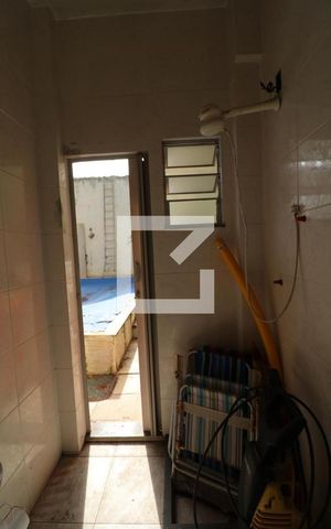 Casa à venda com 360m², 5 quartos e 3 vagasBanheiro da academia