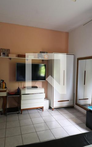 Casa à venda com 360m², 5 quartos e 3 vagasSuíte 1