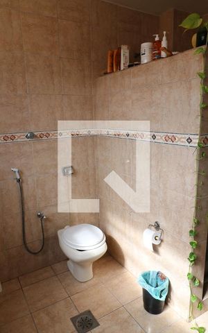 Casa à venda com 360m², 5 quartos e 3 vagasBanheiro Social 1