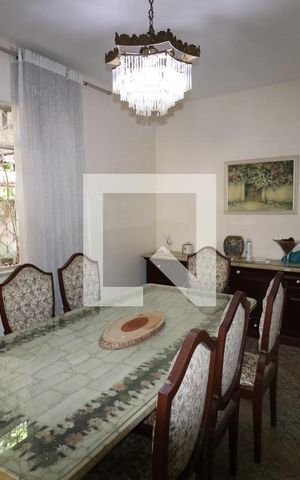 Casa à venda com 360m², 5 quartos e 3 vagasSala de Jantar