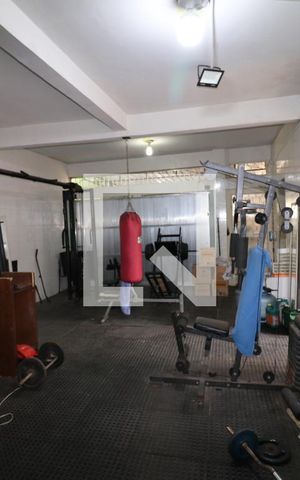 Casa à venda com 360m², 5 quartos e 3 vagasAcademia