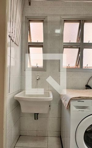 Apartamento à venda com 108m², 3 quartos e 2 vagas Apartamento à venda com 108m², 3 quartos e 2 vagasLavanderia