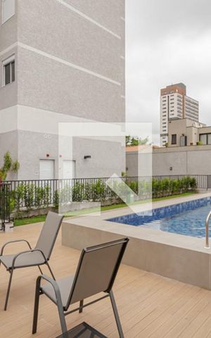 Apartamento à venda com 36m², 2 quartos e sem vaga Apartamento à venda com 36m², 2 quartos e sem vagaPiscina