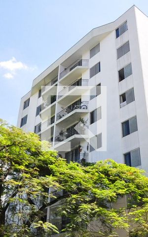 Apartamento para alugar com 80m², 3 quartos e 1 vagaFachada