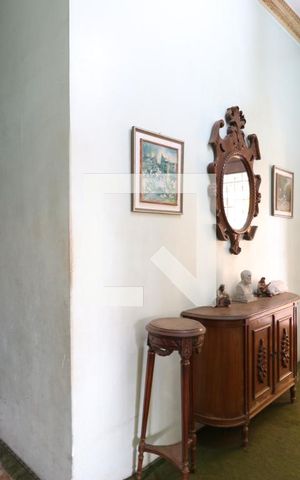 Casa para alugar com 800m², 4 quartos e 6 vagasHall social