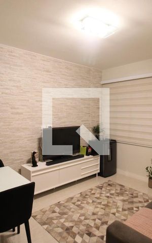 Apartamento à venda com 60m², 2 quartos e sem vagaSala