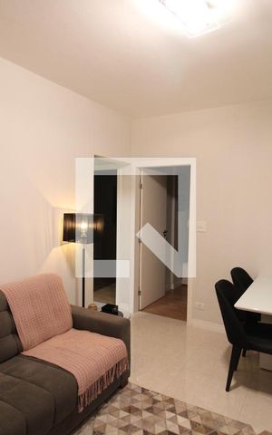 Apartamento à venda com 60m², 2 quartos e sem vagaSala