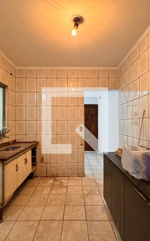 Casa para alugar com 67m², 2 quartos e 1 vaga Casa para alugar com 67m², 2 quartos e 1 vagaCozinha