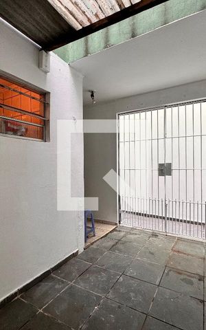 Casa para alugar com 67m², 2 quartos e 1 vaga Casa para alugar com 67m², 2 quartos e 1 vagaLavanderia
