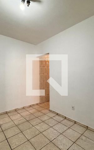 Casa para alugar com 67m², 2 quartos e 1 vaga Casa para alugar com 67m², 2 quartos e 1 vagaSala