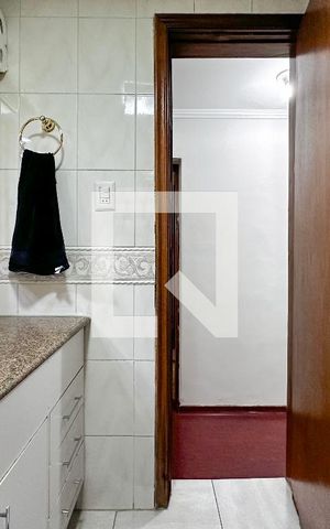 Casa à venda com 170m², 4 quartos e 2 vagasBanheiro Social