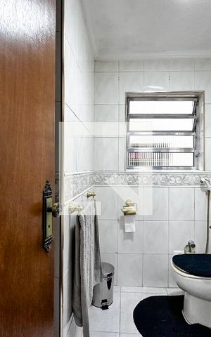 Casa à venda com 170m², 4 quartos e 2 vagasBanheiro Social