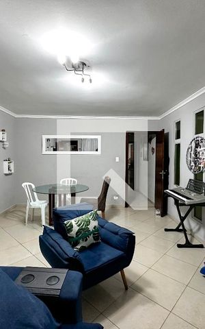 Casa à venda com 170m², 4 quartos e 2 vagasSala