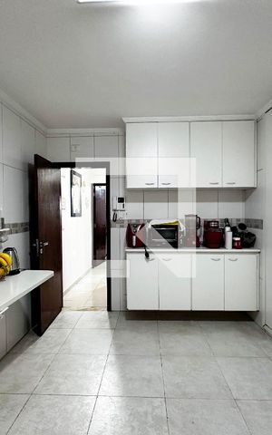 Casa à venda com 170m², 4 quartos e 2 vagasCozinha