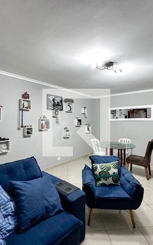 Casa à venda com 170m², 4 quartos e 2 vagasSala