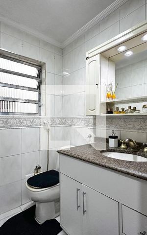 Casa à venda com 170m², 4 quartos e 2 vagasBanheiro Social