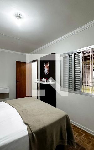 Casa à venda com 170m², 4 quartos e 2 vagasSuíte
