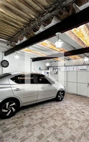 Casa à venda com 170m², 4 quartos e 2 vagasGaragem