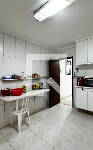 Casa à venda com 170m², 4 quartos e 2 vagasCozinha