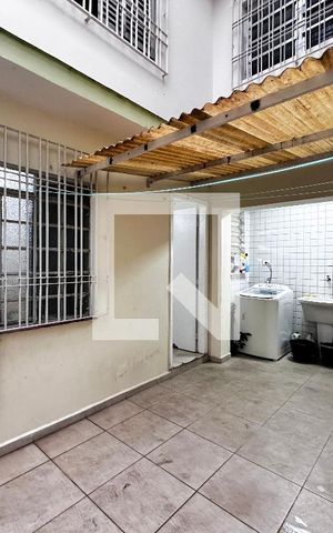 Casa à venda com 170m², 4 quartos e 2 vagasQuintal