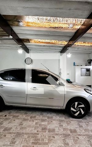 Casa à venda com 170m², 4 quartos e 2 vagasGaragem