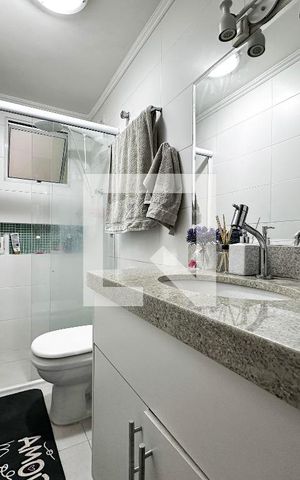Casa à venda com 170m², 4 quartos e 2 vagasBanheiro Suíte