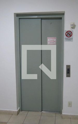 Apartamento para alugar com 48m², 2 quartos e 1 vagaElevador