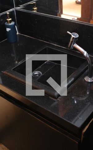 Apartamento para alugar com 359m², 3 quartos e 2 vagasBanheiro