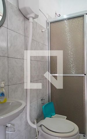 Casa à venda com 150m², 4 quartos e 2 vagas Casa à venda com 150m², 4 quartos e 2 vagasBanheiro 3