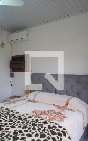 Casa à venda com 150m², 4 quartos e 2 vagas Casa à venda com 150m², 4 quartos e 2 vagasQuarto 4