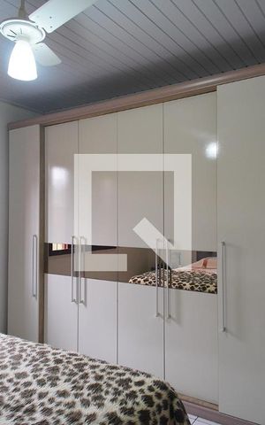 Casa à venda com 150m², 4 quartos e 2 vagas Casa à venda com 150m², 4 quartos e 2 vagasQuarto 4