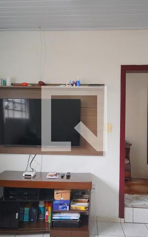 Casa à venda com 150m², 4 quartos e 2 vagas Casa à venda com 150m², 4 quartos e 2 vagasSala