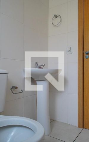 Apartamento para alugar com 51m², 2 quartos e 1 vaga Apartamento para alugar com 51m², 2 quartos e 1 vagaBanheiro