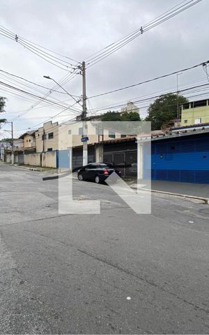 Casa à venda com 136m², 3 quartos e 2 vagas Casa à venda com 136m², 3 quartos e 2 vagasVista da Rua