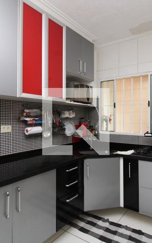 Casa à venda com 136m², 3 quartos e 2 vagasCozinha