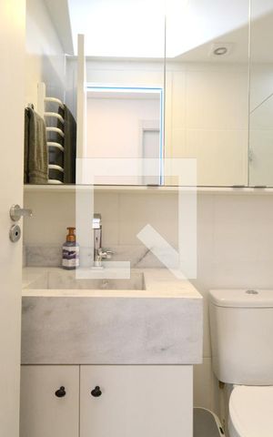 Apartamento à venda com 40m², 2 quartos e sem vagaBanheiro