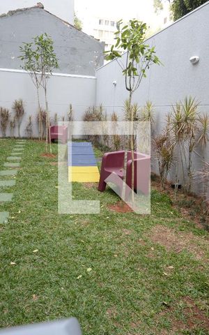 Studio à venda com 28m², 1 quarto e sem vagaÁrea Pet