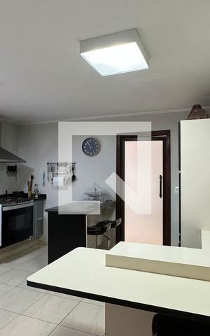 Casa de condomínio à venda com 430m², 4 quartos e 6 vagasCozinha