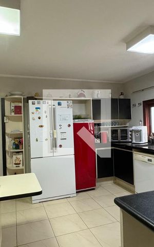 Casa de condomínio à venda com 430m², 4 quartos e 6 vagasCozinha