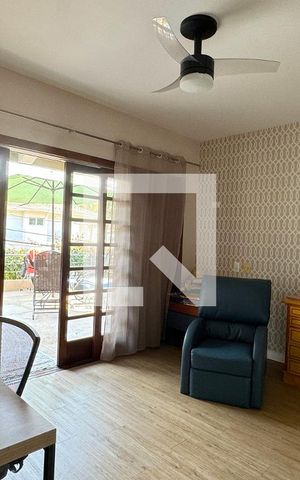 Casa de condomínio à venda com 430m², 4 quartos e 6 vagasQuarto 4