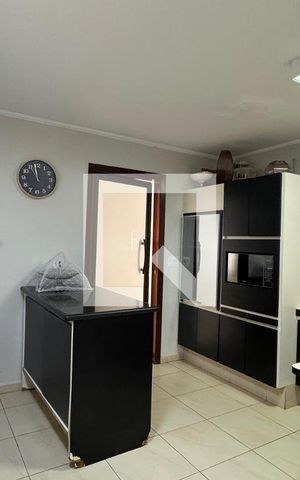 Casa de condomínio à venda com 430m², 4 quartos e 6 vagasCozinha