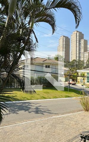 Casa de condomínio à venda com 430m², 4 quartos e 6 vagasvista da Suíte 1