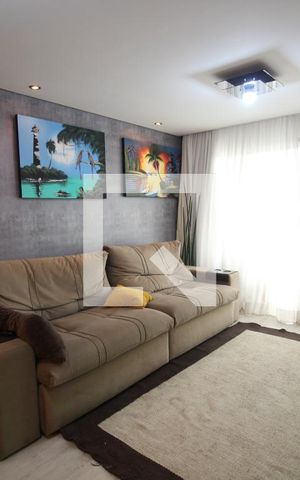 Casa à venda com 119m², 3 quartos e 2 vagasSala